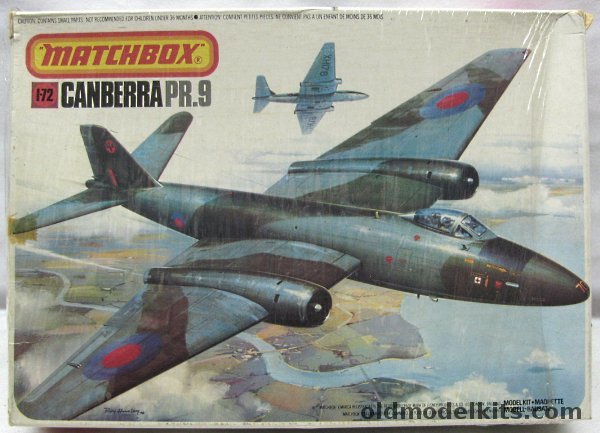 Matchbox 1/72 BAC Canberra PR.9 - 39th Sq Wyton Huntingdon 1974 / 13th Sq RAF Cyprus 1970 / 58th Sq RAF Wyton Huntingdon 1963 - Bagged, PK-408 plastic model kit